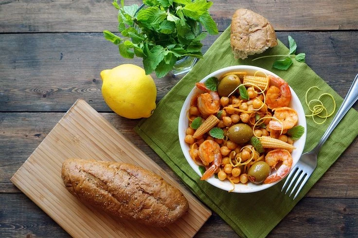 Сохранить здоровье и стройность: 9 главных правил средиземноморской диеты